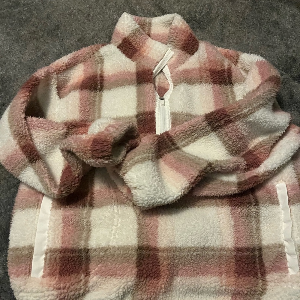 Fleece pullover - Picture 2 of 3
